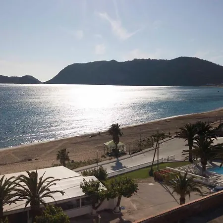 Azure Mare Apartment Agios Georgios Pagon