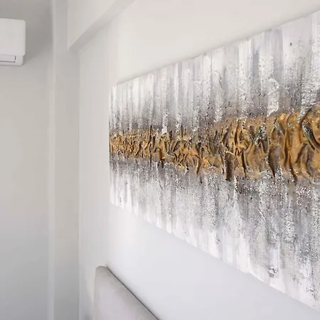 Azure Mare Apartment *