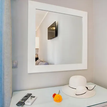Azure Mare Apartment Agios Georgios Pagon