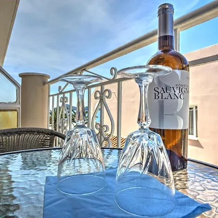 Apartament Azure Mare *
